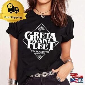 Happy Christmas Essential T-Shirt  Classic